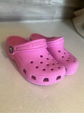 Toddler Pink Crocs